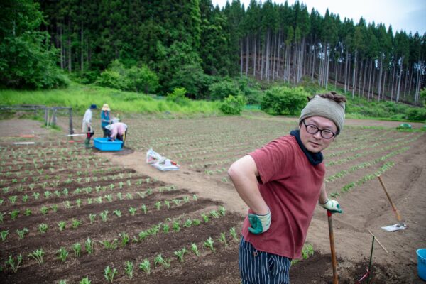 Early Summer Exclusive: Create a One-of-a-Kind Indigo-Dyed Work Learn and experience Japan’s oldest dyeing technique – “Sho-Aizome” image
