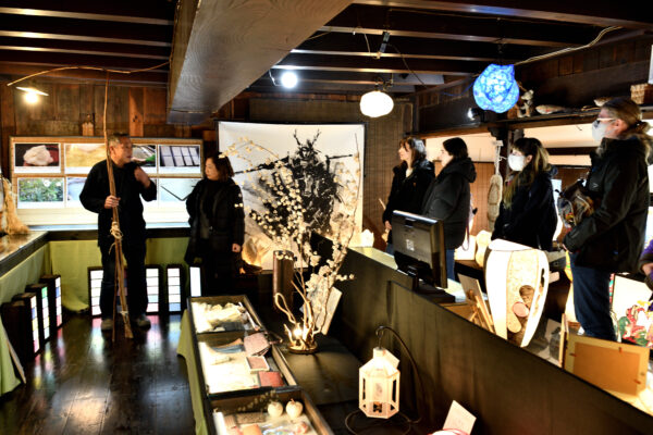 Shiroishi Washi Fan Making Workshop image